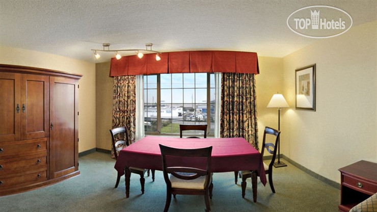 New photos from tourists Red Lion Eureka 3*