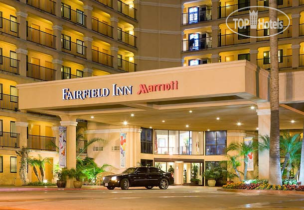 Hotelier's photos Fairfield Inn Anaheim Disneyland Resort 3*
