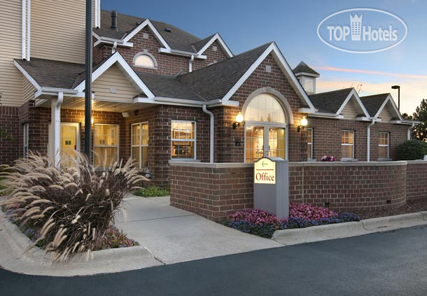 Photos TownePlace Suites Detroit Dearborn