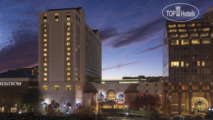Фото The Ritz-Carlton Pentagon City