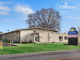 Photos Days Inn Bloomington West