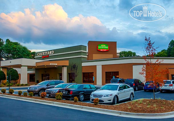 Photos Courtyard Charlotte Billy Graham Parkway