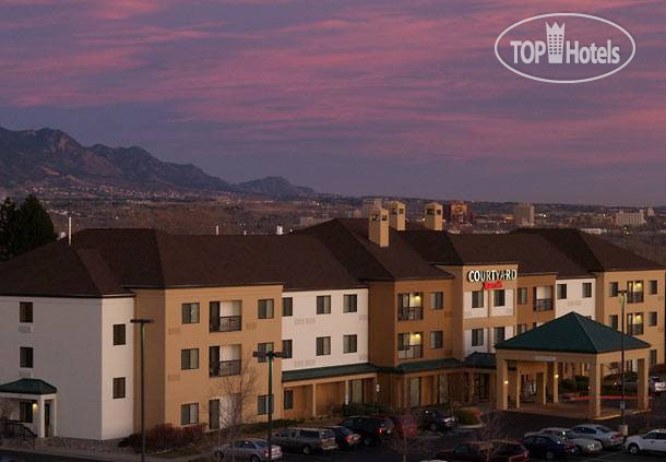 Фото Courtyard Colorado Springs South