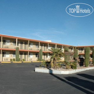 Фото Travelodge Hurricane Zion National Park Area