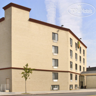 Photos Super 8 JFK Airport NYC