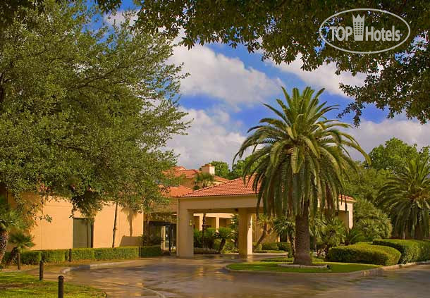 Фото Courtyard by Marriott San Antonio Downtown Market Square