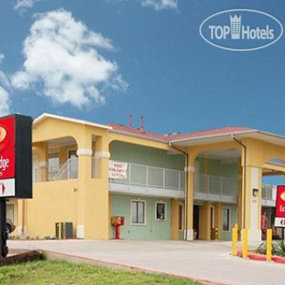 Photos Econo Lodge Inn & Suites Near AT&T Center