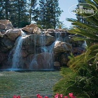 Фото Four Seasons Hotel Westlake Village