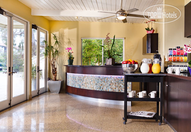 Photos The Inn at East Beach Hotel