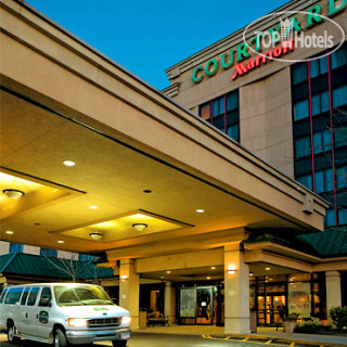 Фото Courtyard New York LaGuardia Airport