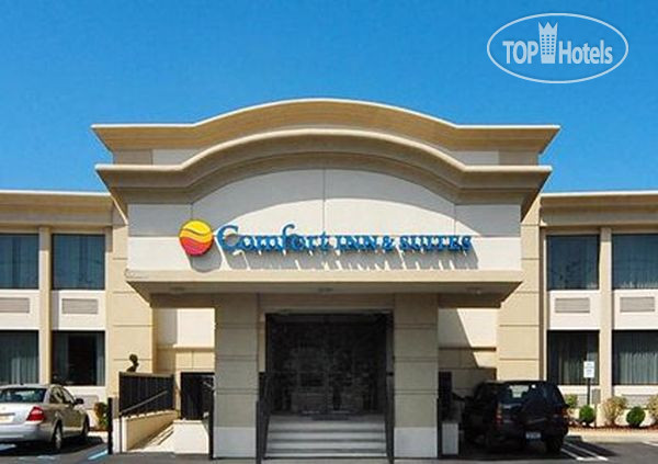 Фото Comfort Inn & Suites Paramus