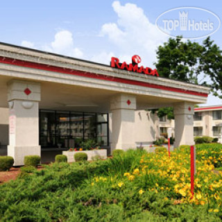 Фото Ramada Painted Post