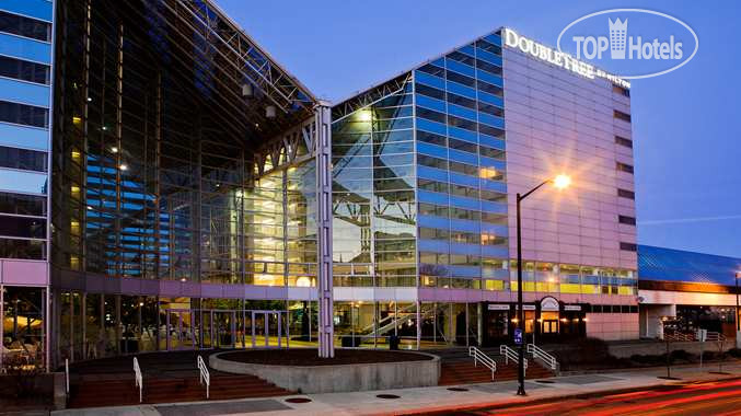 Фото DoubleTree by Hilton Hotel South Bend