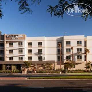 Фото Courtyard Santa Ana Orange County