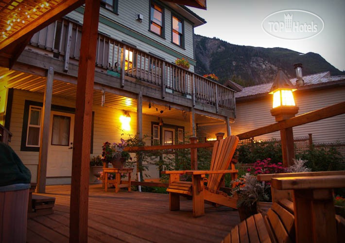 Hotelier's photos Alaskas Capital Inn Bed & Breakfast 3*