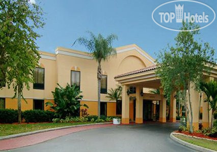 Hotelier's photos Quality Suites Airport 2*