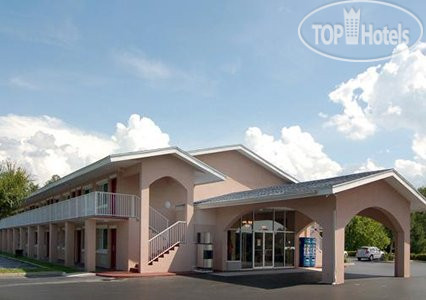 Hotel photo Rodeway Inn Gainesville 2*