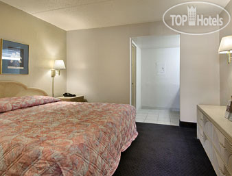 New photos from tourists Super 8 Tampa 3*