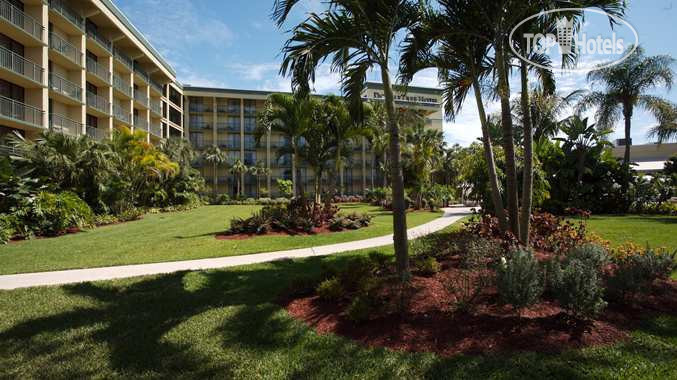 New photos from tourists DoubleTree by Hilton Hotel and Executive Meeting Center Palm Beach Gardens 3*
