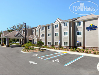 Hotelier's photos Microtel Inn & Suites by Wyndham Jacksonville Airport 2*
