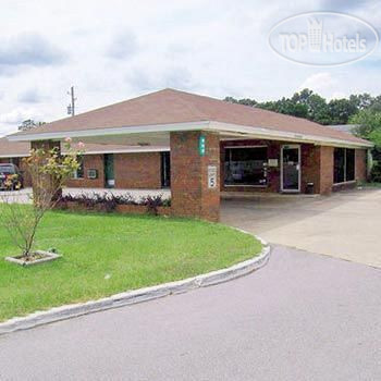 Hotelier's photos Hilton Motel Crestview 2*
