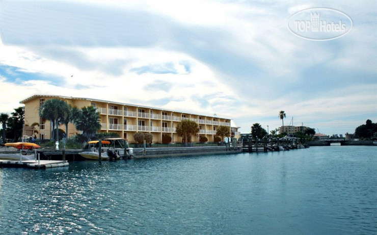Hotelier's photos Treasure Bay Hotel and Marina 3*