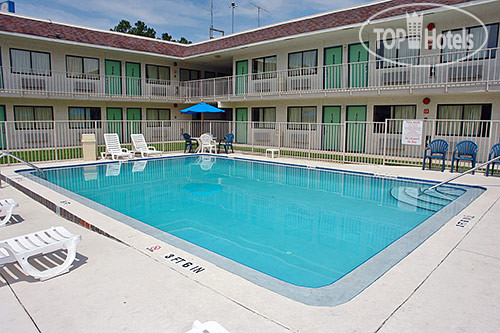 New photos from tourists Motel 6 Gainesville-Univ. of Florida 2*