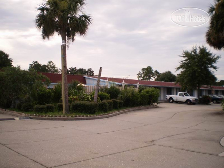Hotelier's photos Sunrise Inn - Bradenton 2*