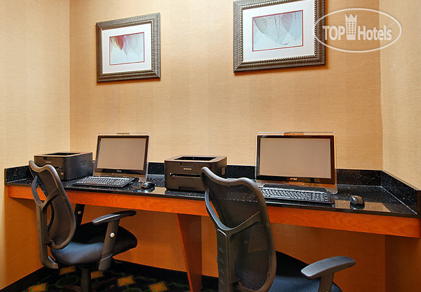 Hotelier's photos Fairfield Inn & Suites by Marriott Tampa North 2*