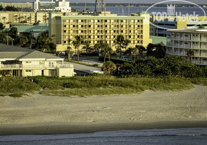 Hotelier's photos Comfort Inn & Suites Port Canaveral Area 3*