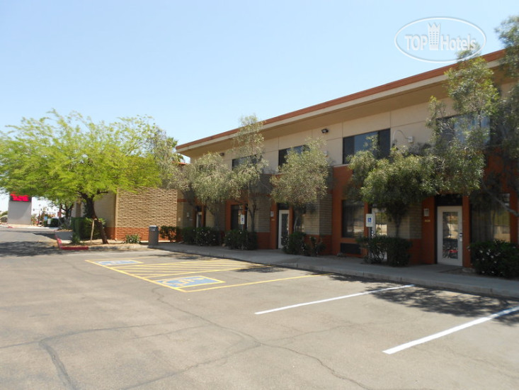 Hotelier's photos Best Western Inn & Suites Of Sun City 2*