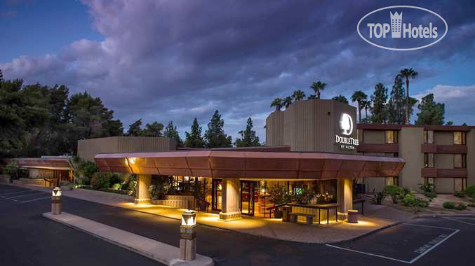 Hotelier's photos DoubleTree by Hilton Hotel Phoenix Tempe 3*