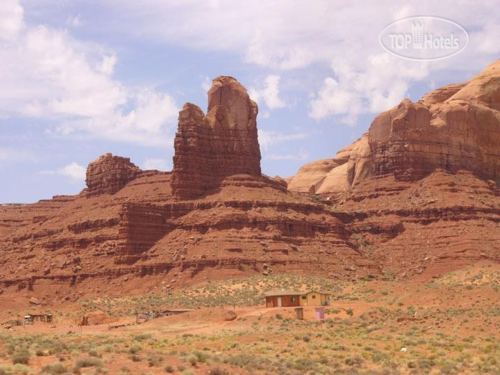 Hotel photo Navajo Hogan 2*