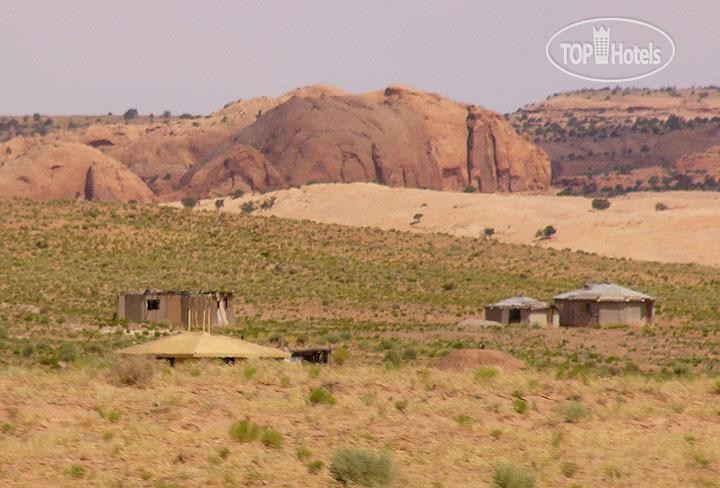 New photos from tourists Navajo Hogan 2*