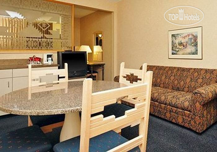 New photos from tourists Comfort Suites Old Town 2*