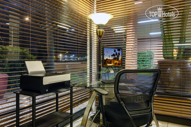 Новые добавленные фото туристов Best Western Plus Royal Sun Inn & Suites 3*