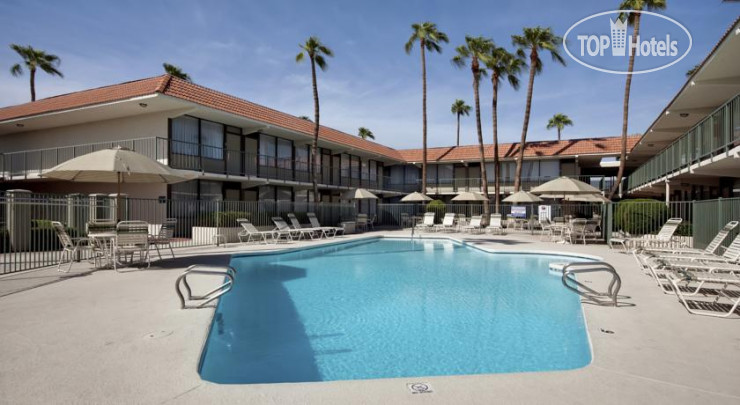Hotelier's photos Best Western Mezona Inn 2*