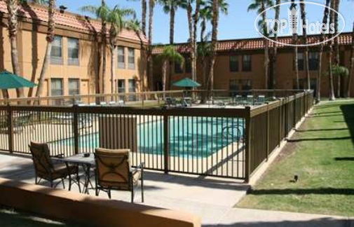 Hotelier's photos Hampton Inn Phoenix Scottsdale at Shea Blvd. 3*
