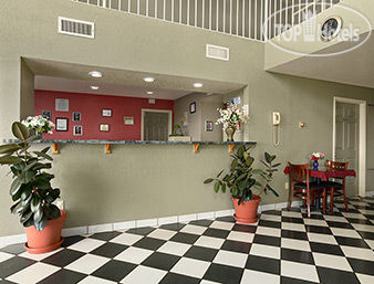 New photos from tourists Howard Johnson Holbrook 2*