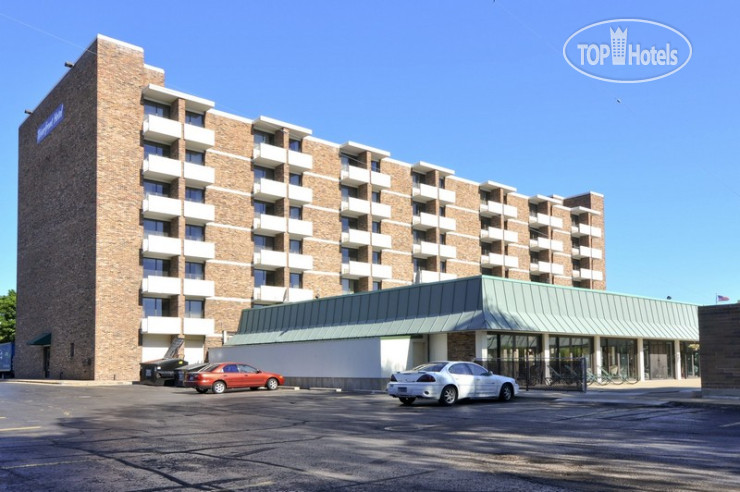 Фото Riverfront Hotel Grand Rapids (ex.Radisson Hotel Grand Rapids Riverfront)