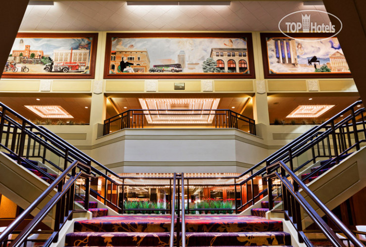 Фото Sheraton Springfield Monarch Place