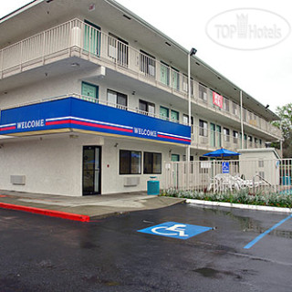Фото Motel 6 Seattle North-Kirkland