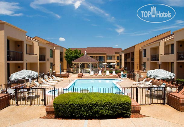 Photos Courtyard Columbus