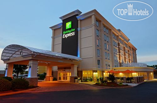 Photos Holiday Inn Express Hampton - Coliseum Central