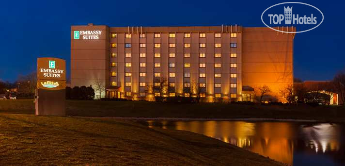 Фото Embassy Suites Chicago - Schaumburg Woodfield