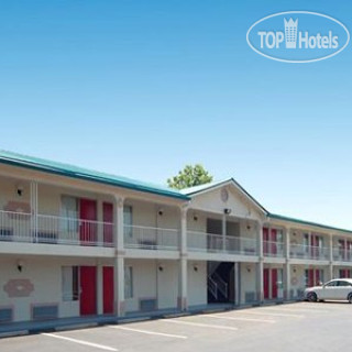 Photos Econo Lodge McDonough