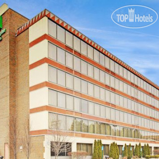 Фото Holiday Inn Hotel & Suites Warren