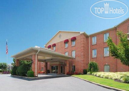 Фото Comfort Inn & Suites