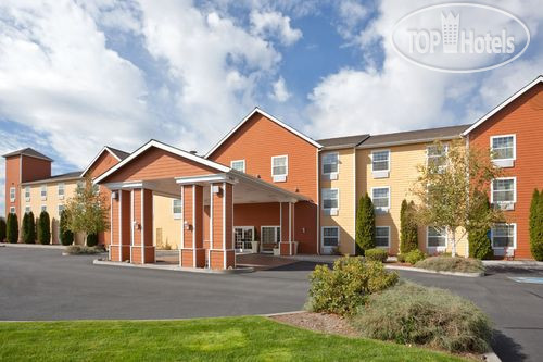 Hotelier's photos Holiday Inn Express Hotel & Suites Bend 2*