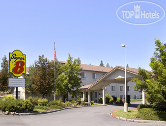Hotel photo Super 8 Bend 2*